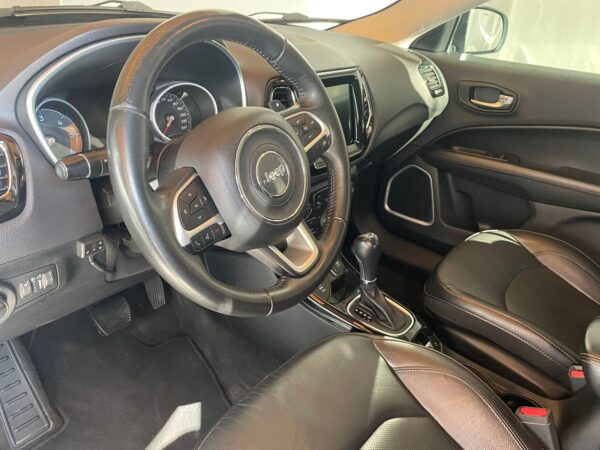 WhatsApp Image 2026-06-08 at 10.11.13 (3) Jeep Compass Limited 2.0 4X4 Diesel 16V Aut. 2021