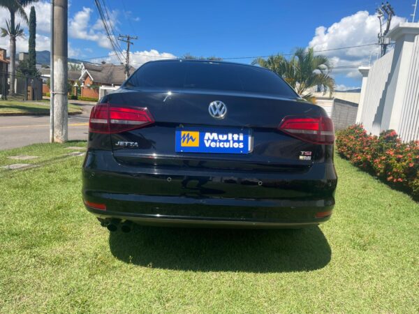 Volkswagen Jetta Comfortline 1.4 TSI 16V 4P Aut. 2017