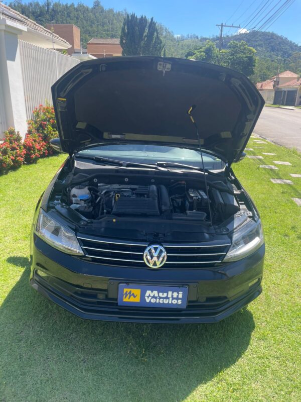 Volkswagen Jetta Comfortline 1.4 TSI 16V 4P Aut. 2017