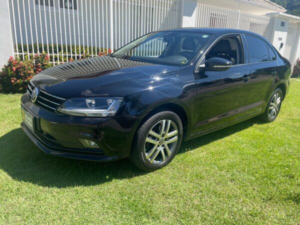 Volkswagen Jetta Comfortline 1.4 TSI 16V 4P Aut. 2017