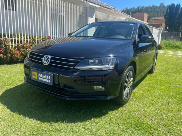 Volkswagen Jetta Comfortline 1.4 TSI 16V 4P Aut. 2017