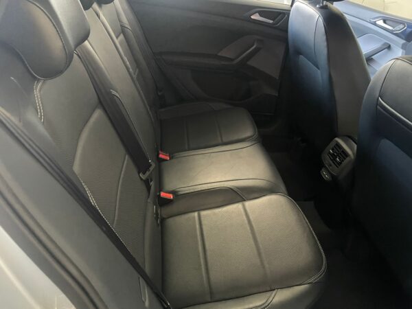 WhatsApp Image 2026-06-18 at 21.30.40 T-Cross Comfortline 200 TSI - 2022