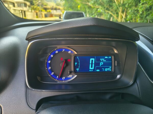 WhatsApp Image 2026-06-29 at 11.55.09 (1) Tracker LTZ - 2014