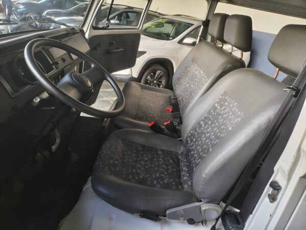 WhatsApp Image 2026-08-25 at 17.03.10 Kombi 1.4 - 2014